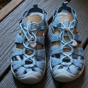NEW Keen Blue Women's Whisper Size 6.5